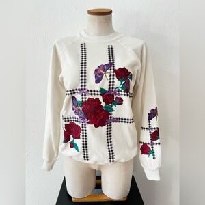 Vintage 90s Hanes poly cotton blend grannycore crewneck butterfly rose appliqué